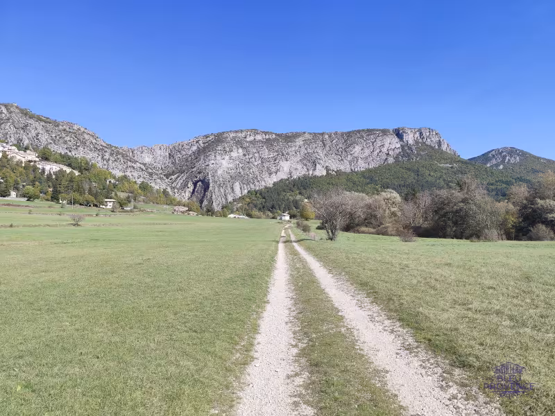 Cuevas en los valles de los Alpes Marítimos
