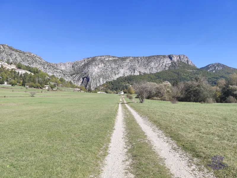 Cuevas en los valles de los Alpes Marítimos