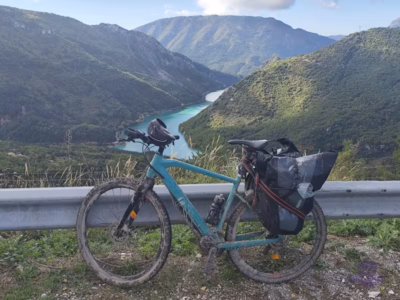 Vista de la presa de Chaudanne