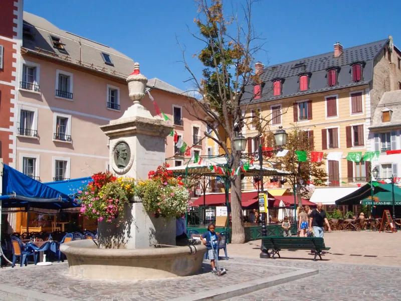 La encantadora y colorida ciudad de Barcelonnette