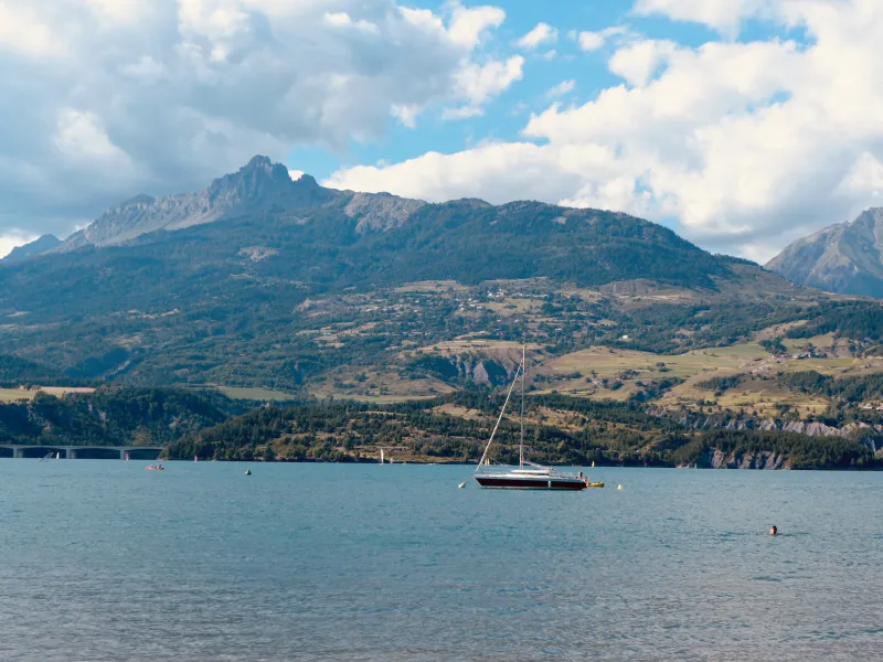 Lago de Serre-Ponçon