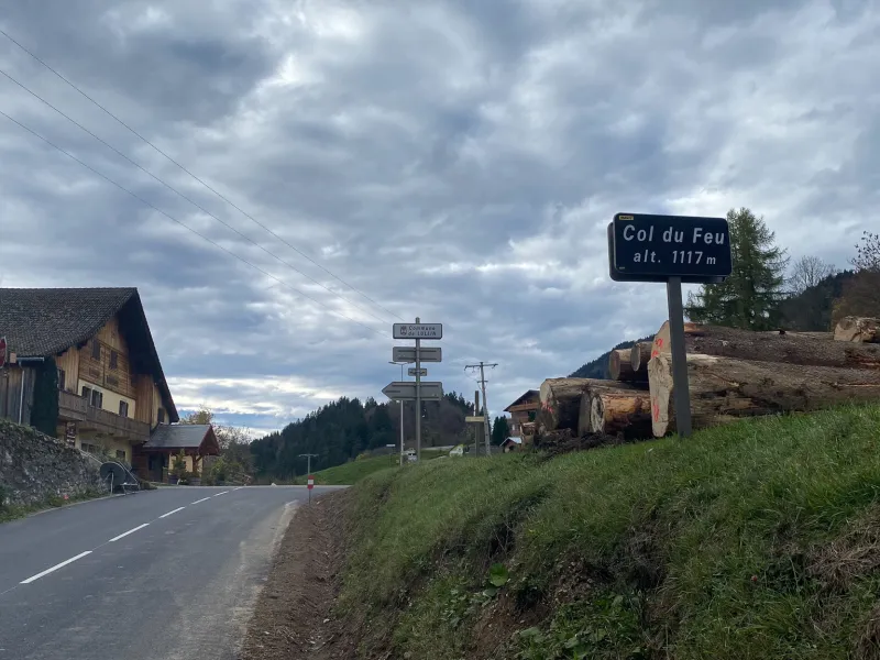 El Col du Feu, 1er paso de la ruta