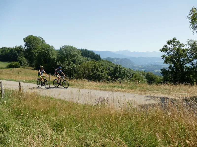 Ciclismo en los Prealpes Saboyanos