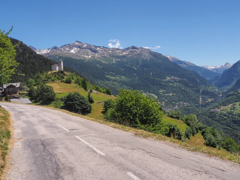 Aldea situada en la vertiente norte del valle de la Tarentaise