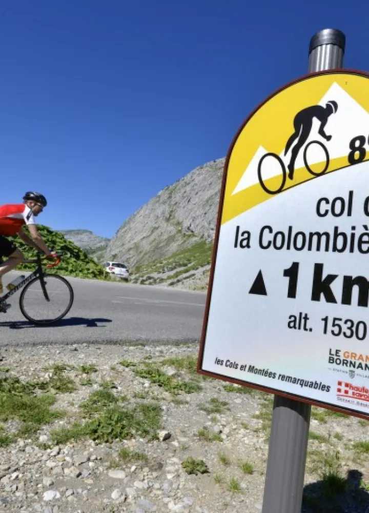 Bolardo del Col de la Colombière