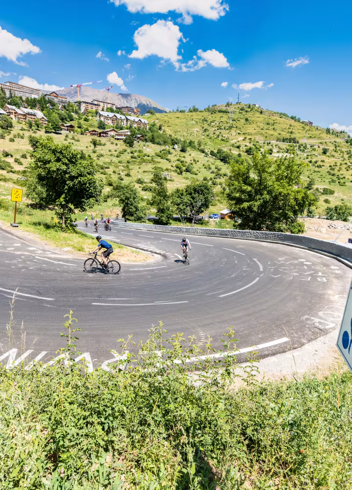 alpe-d'huez-montee-velo