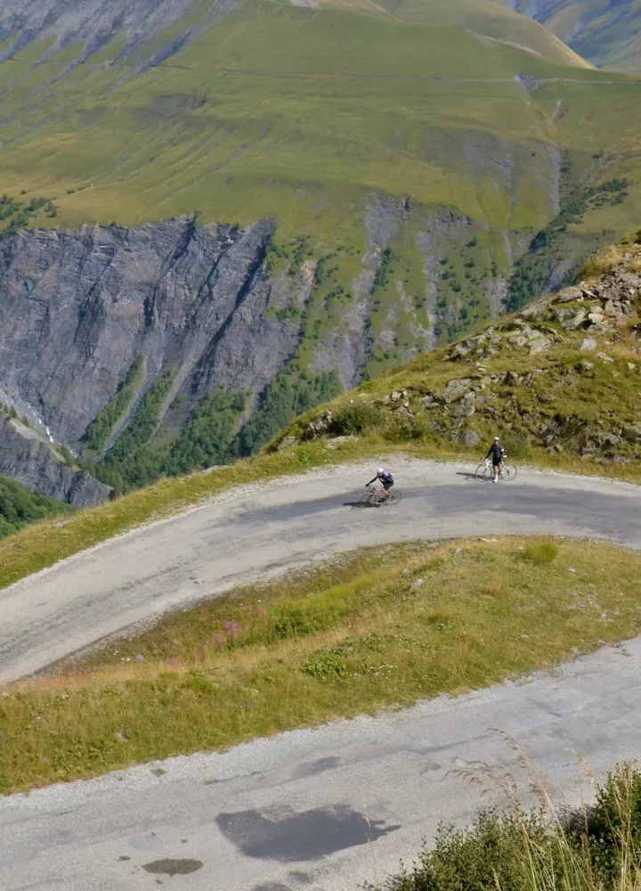En el Col de Sarenne entre Alpe d'Huez y La Grave