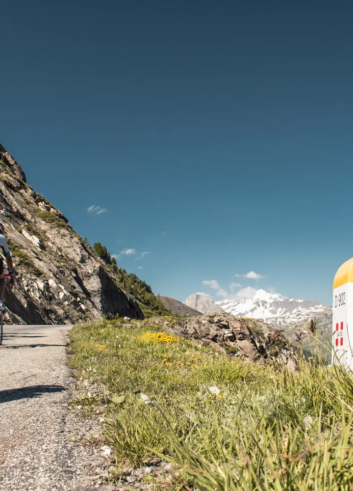 E-VTT_en_las_montañas