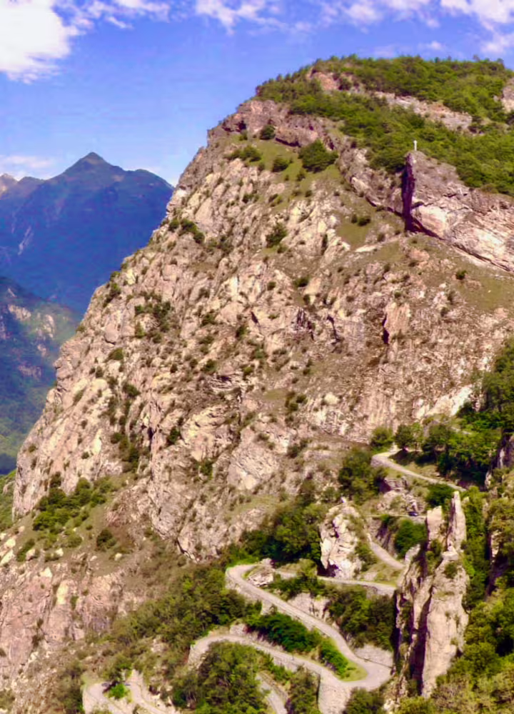 Las curvas de Montvernier en el descenso del Col de Chaussy