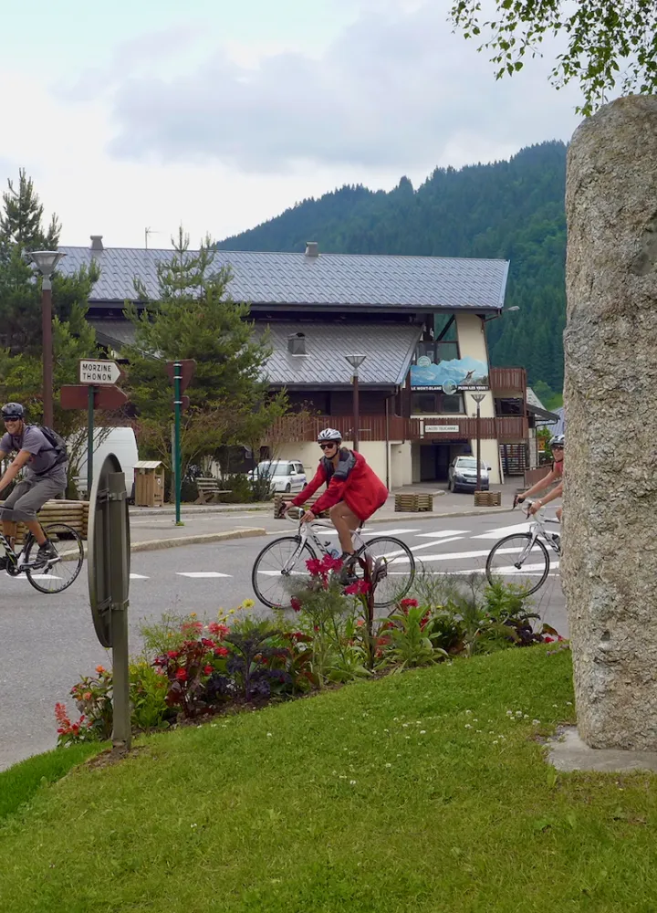 Bicicletas en el Col des Gets