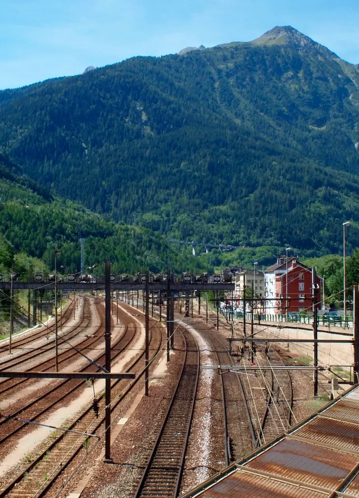 Llegar en tren a Routes des Grandes Alpes en bicicleta