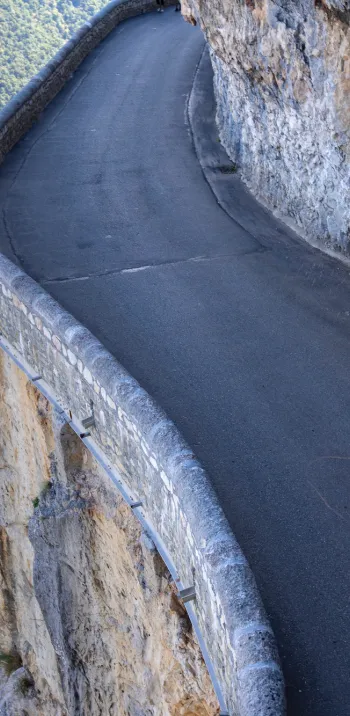 vertiginoso Combe Laval carretera Lionel Pascale ADT Drome.jpeg