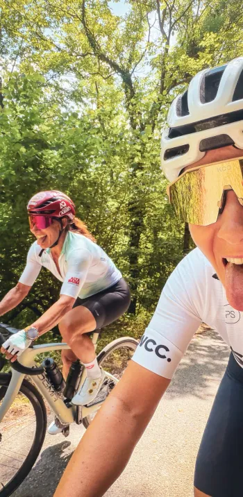 Nathalie et loubna D+