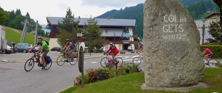Col des Gets en la Route des Grandes Alpes