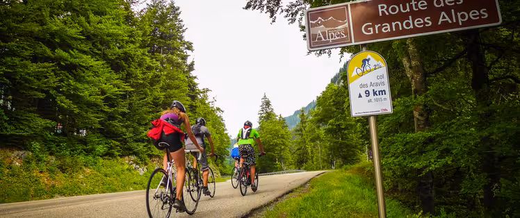 Señal en la Route des Grandes Alpes