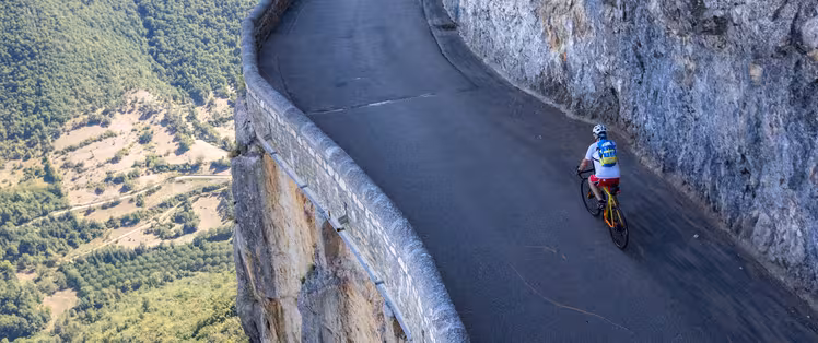 vertiginoso Combe Laval carretera Lionel Pascale ADT Drome.jpeg