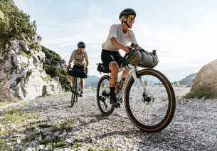 ¿Qué ropa debo elegir para mi bicicleta de Gravel?