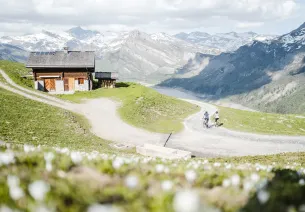 en bicicleta hasta el col du pré