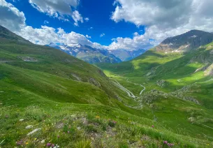El Puente Saint-Charles al pie de las primeras curvas cerradas del Col de l'Iseran