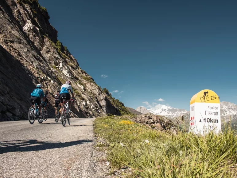 ascensión en bicicleta al col d'iseran